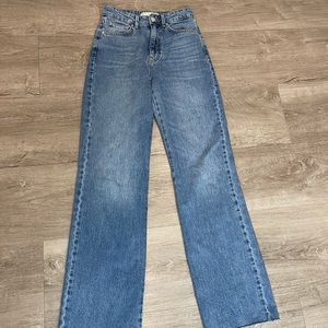 stradivarius medium wash jeans